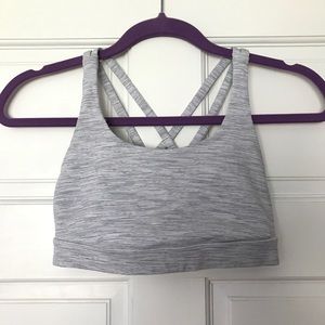 Lululemon sports bra